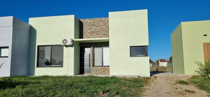 Casa 2 Dormitorios 