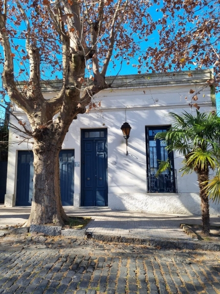 Casa  6 dormitorios y 4 baños