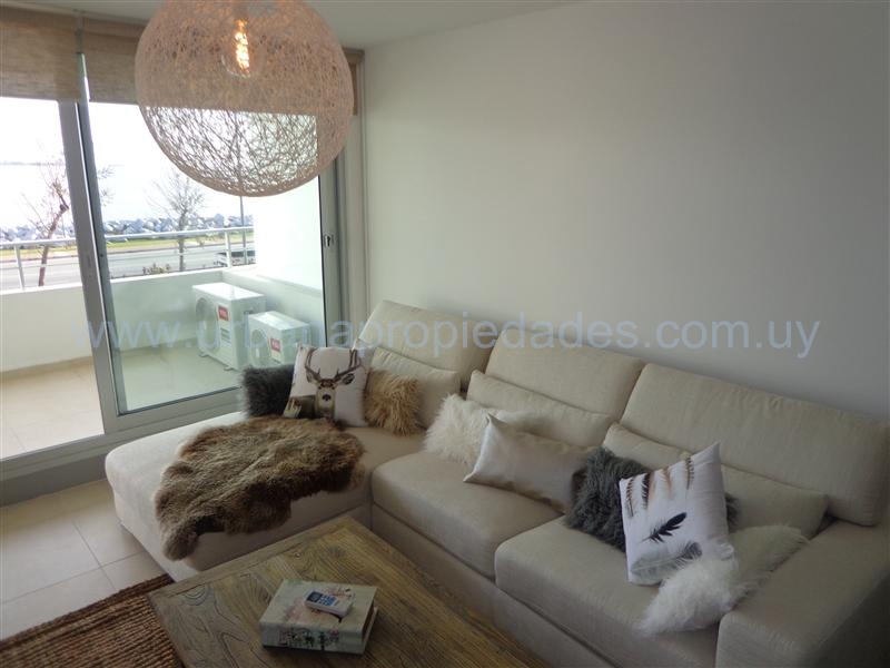 DosOrillas - Rambla Costanera.