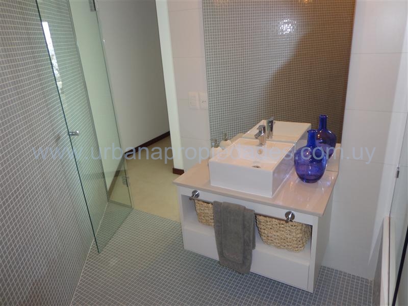 DosOrillas - Rambla Costanera.